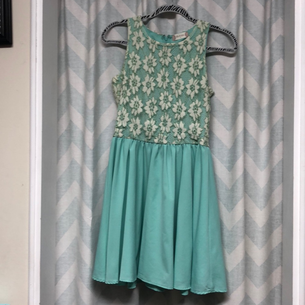 Altar’d State Sleeveless Summer Dress
